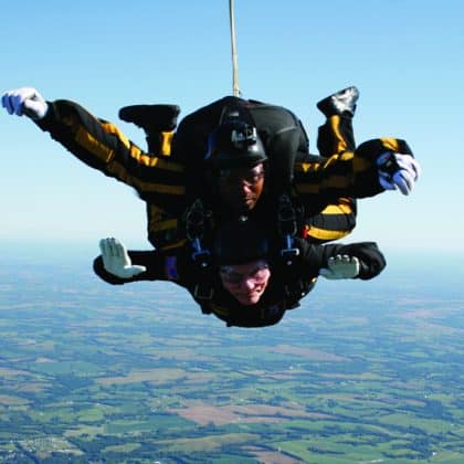 Artertandemjump Artertandemjump