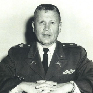Lt. Col. Knodle, WWII vet, dies at 94