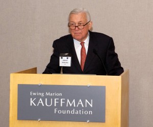 Landon Rowland, chairman of the KC chapter of BENS, sets the stage with opening remarks at the “CEO Cybersecurity Roundtable“ conducted May 14, 2015, at the Kauffman Foundation Conference Center in Kansas City. The event was cohosted by the CGSC Foundation/Simons Center and Business Executives for National Security.