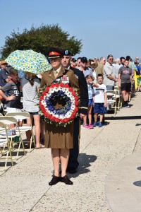 United States Major William T. Freakley and British Major Patricia K. Richards prepare to present a wreath honoring those who gave their lives in service to their countries during Memorial Day Ceremonies at the National World War I Memorial in Kansas City May 27. Both majors were part of the contingent of U.S. and U.K. officers participating in Exercise Eagle Owl at CGSC that attended the Memorial Day services.