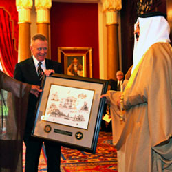 Foundation presents gift to King of Bahrain