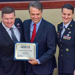 Kansas governor praises Soldiers completing civilian fellowships