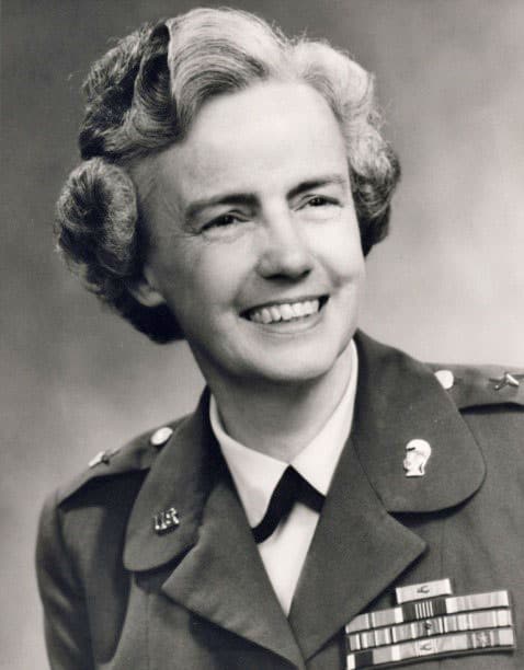 Elizabeth Hoisington HOF w Brig. Gen. Elizabeth P. Hoisington