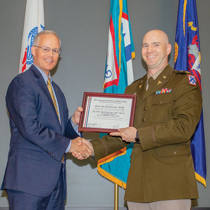 2023 Harris leadership award presented to Army doctor