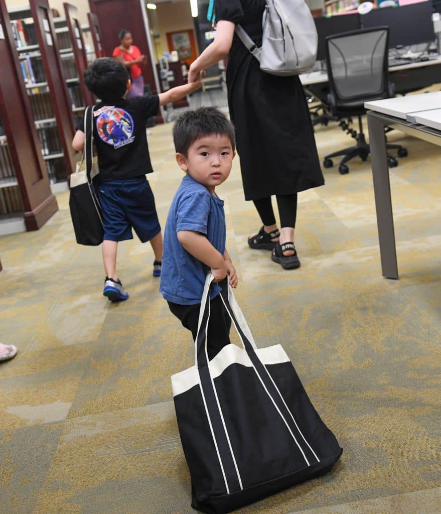 CGSC book giveaway-16